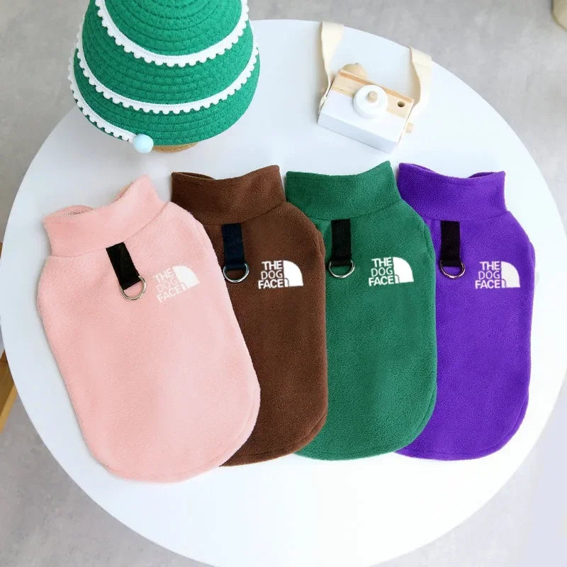 Casaco de Inverno para Cães Pequenos | Roupa Pet em Lã Fleece Quentinha – Chihuahua, Bulldog, Yorkshire