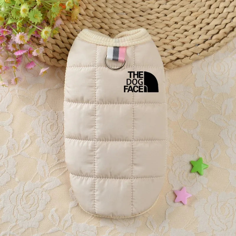 Casaco Fashion Inverno para Cachorros | Look Estiloso com Logo 3D | Ideal para Chihuahua, Bulldog e Cães Pequenos